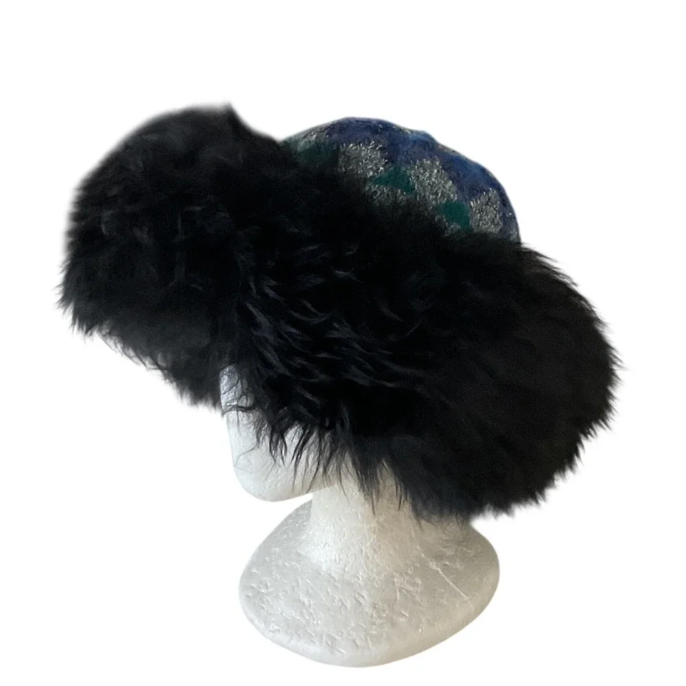 Vintage Plaza Suite by Betmar hat Italy Wool Knit Lamb Fur Trim Blue Green